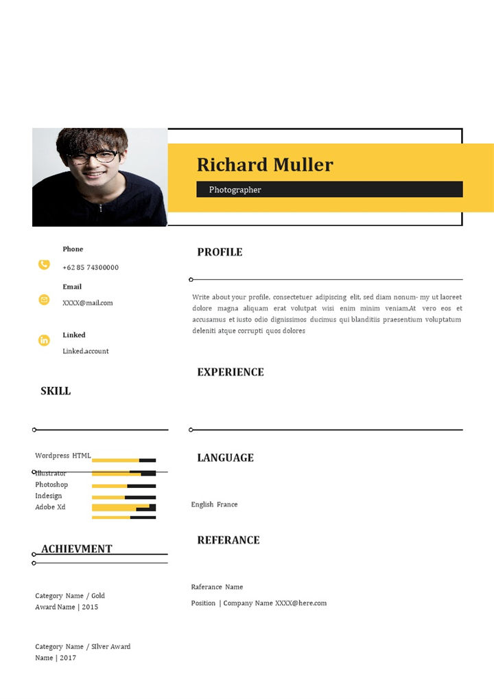 黄色简约风摄影师求职通用个人简历Word模板-办公资源网