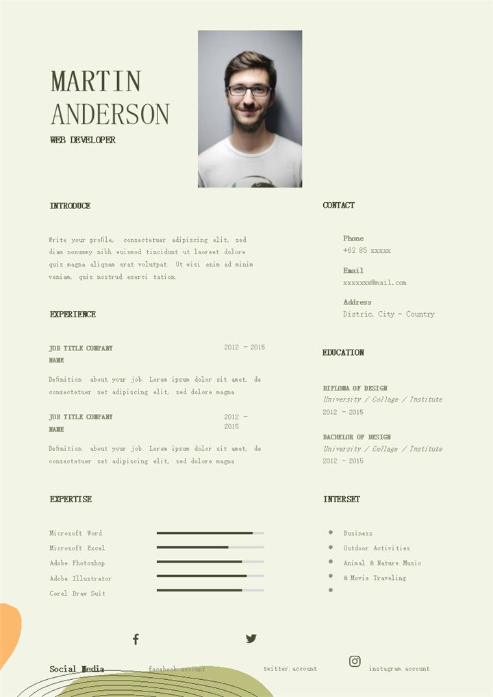 白色简洁简约风格个人应聘英文简历Word模板-办公资源网